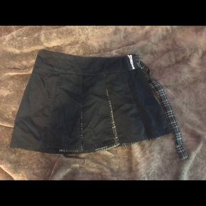 Tripp NYC black and gray plaid mini skirt
